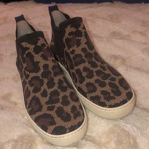 Rothy’s Chelsea Boot in wildcat